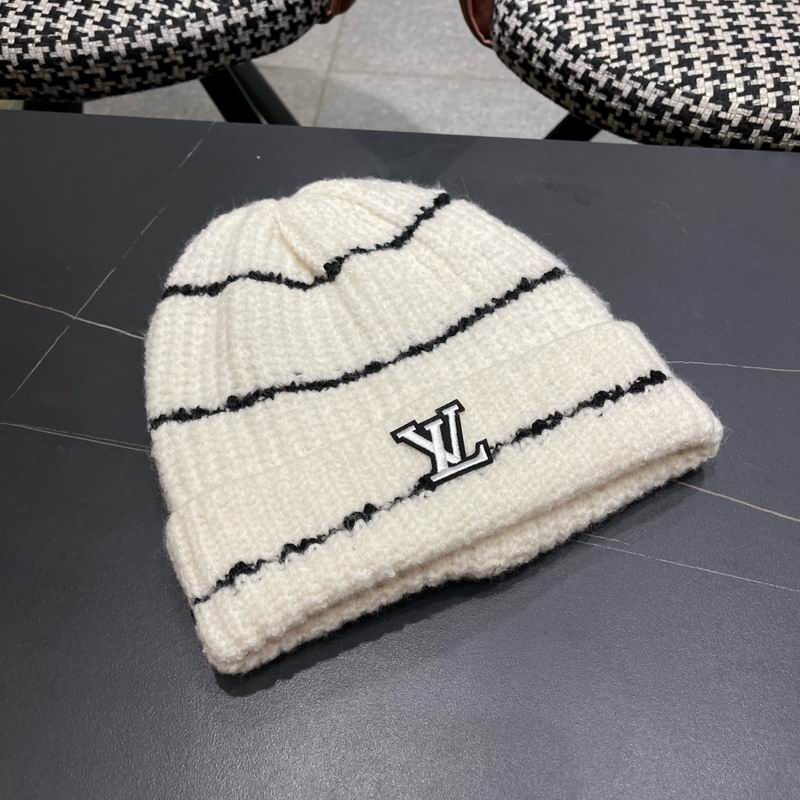 LV hat (319)