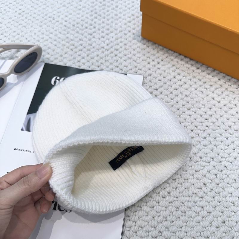 LV hat (406)