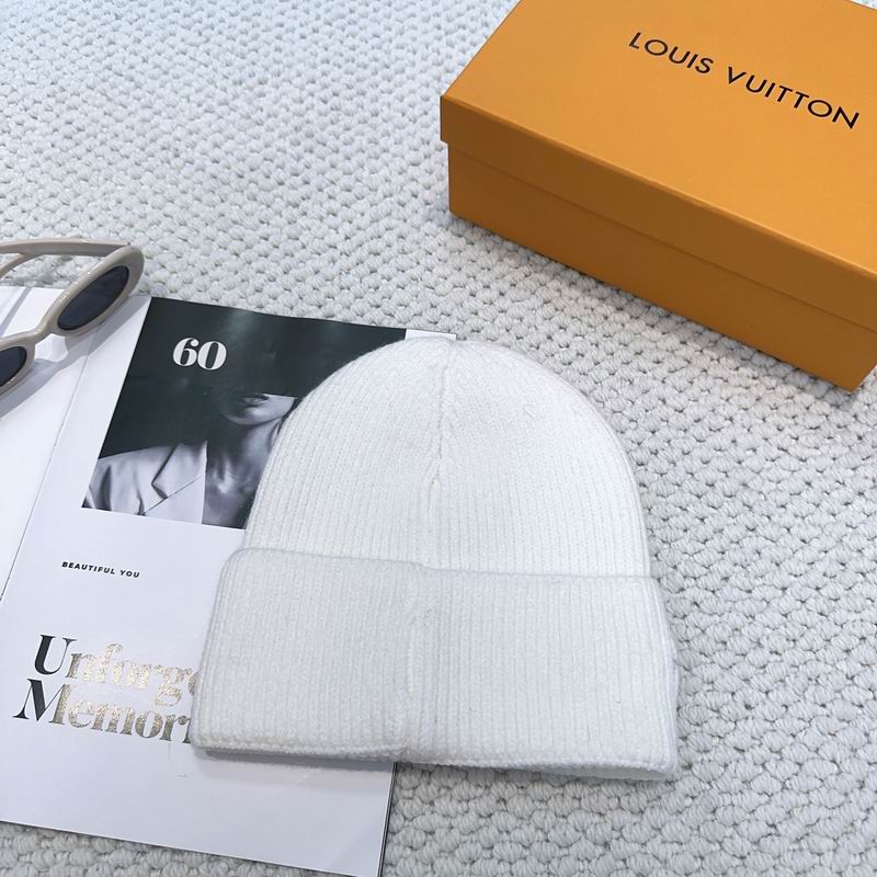 LV hat (407)