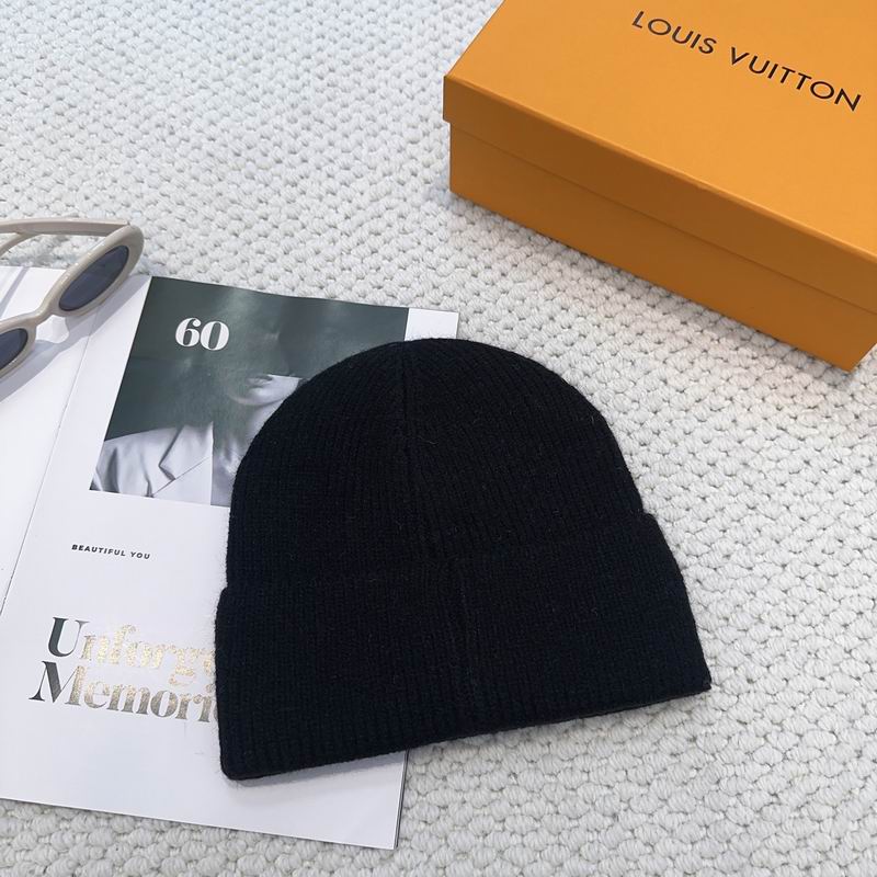 LV hat (415)