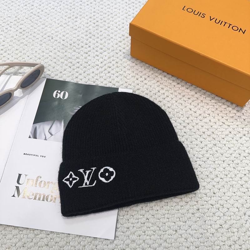 LV hat (417)