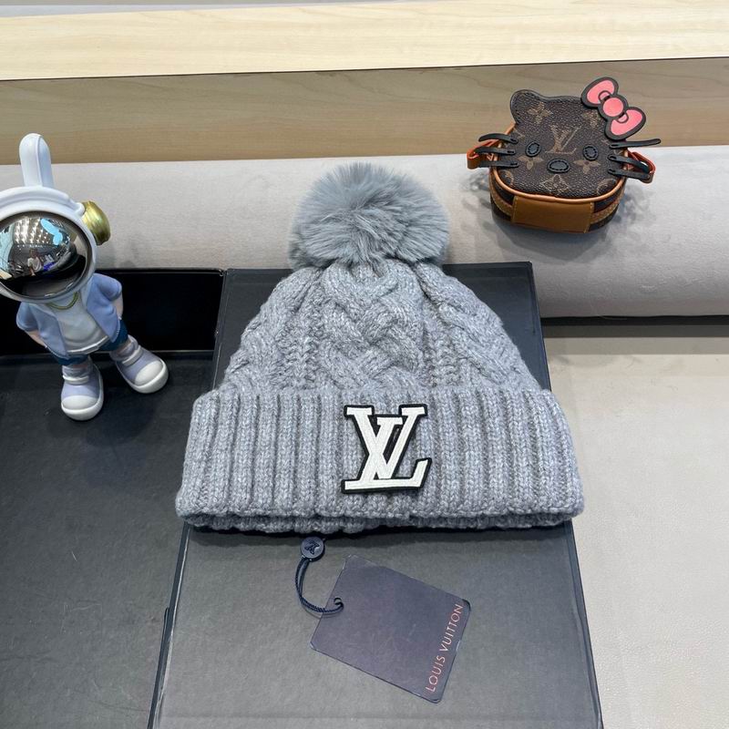 LV hat (437)
