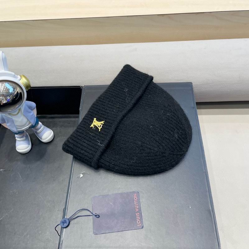 LV hat (539)