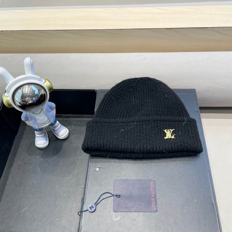 LV hat (546)