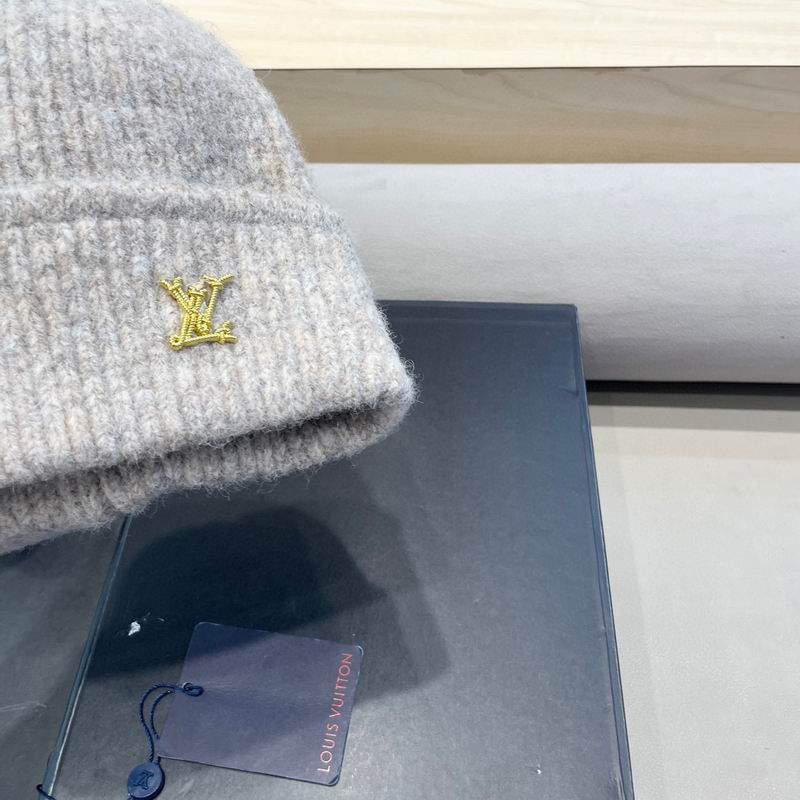 LV hat (551)