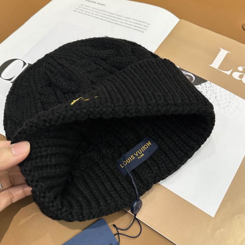 LV hat dx (182)