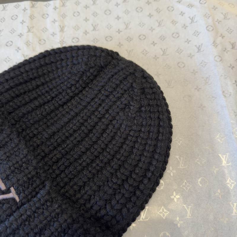 LV hat dx (19)