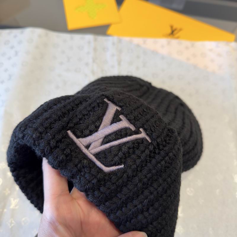 LV hat dx (20)