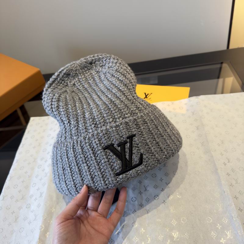 LV hat dx (31)