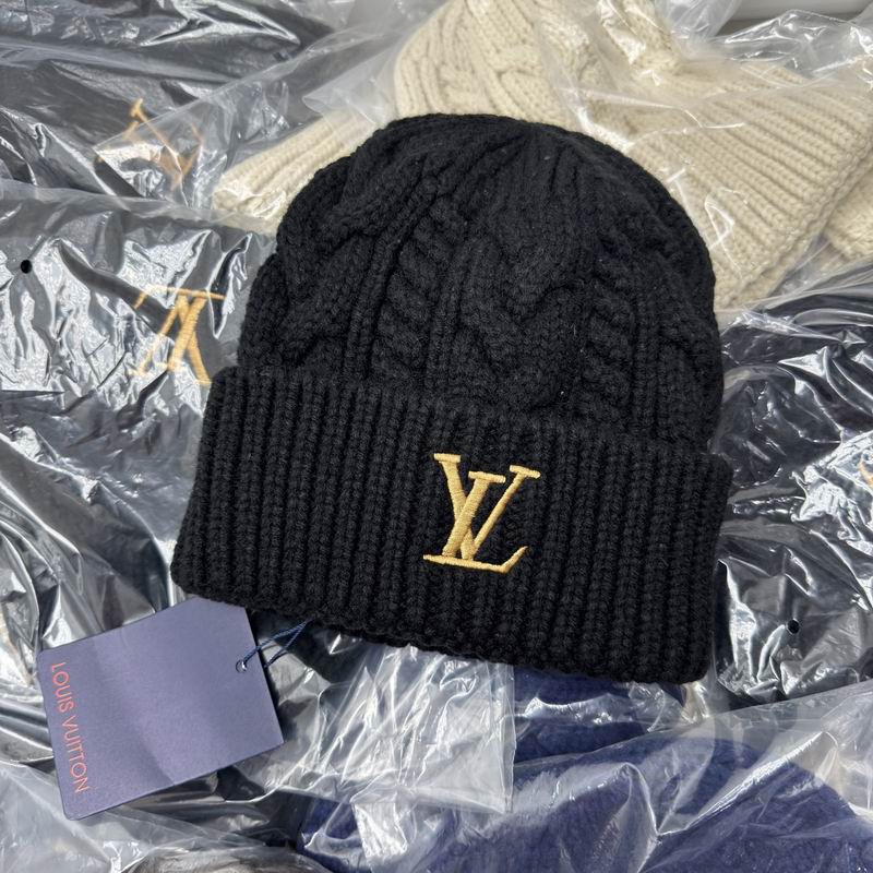 LV hat dx (33)