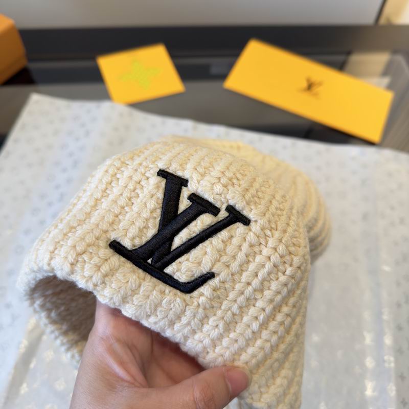 LV hat dx (38)