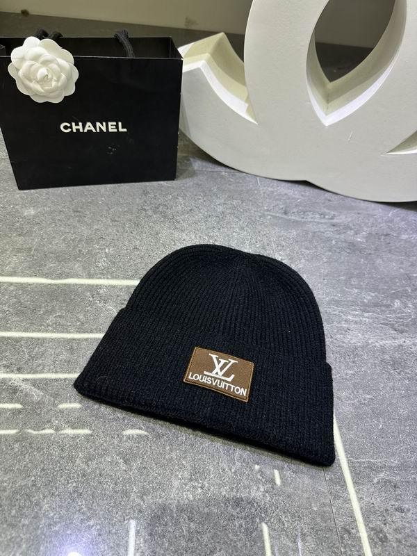 LV hat dx (463)