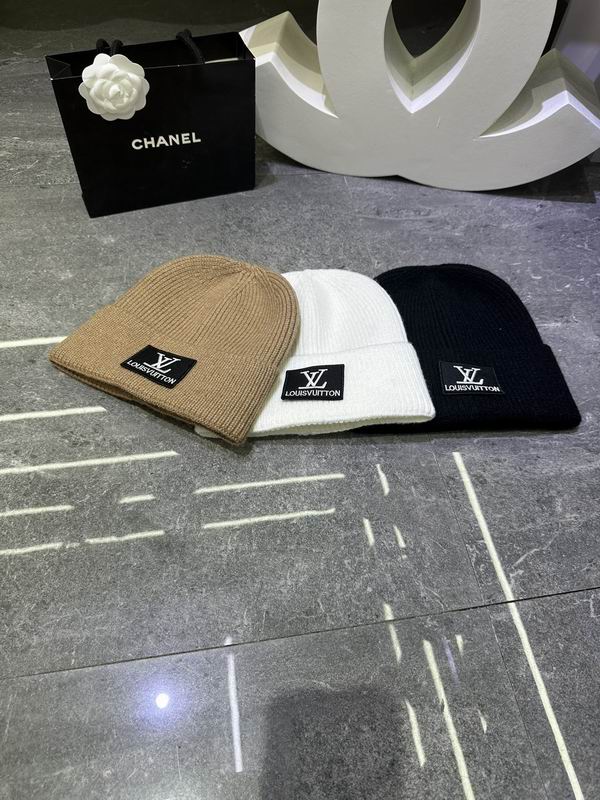 LV hat dx (467)