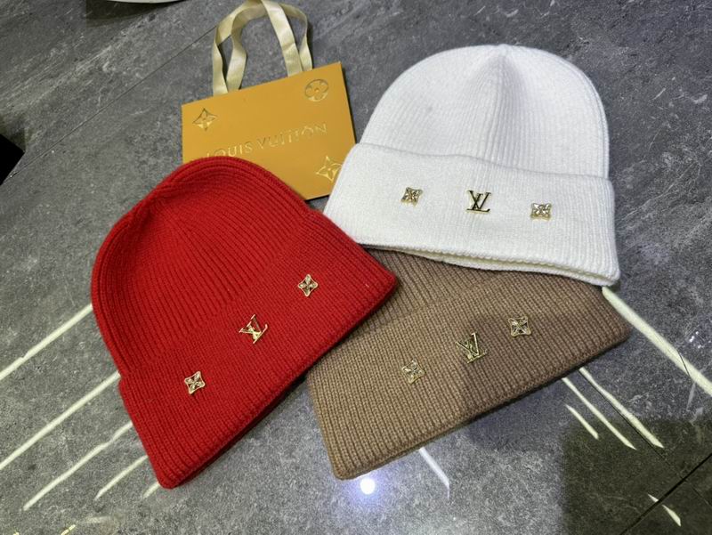 LV hat dx (525)