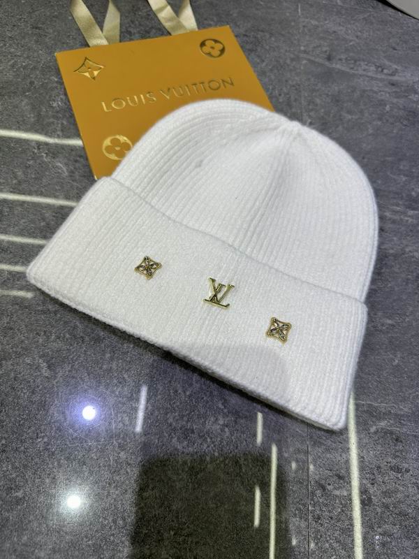LV hat dx (528)