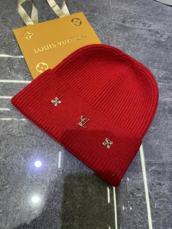 LV hat dx (529)