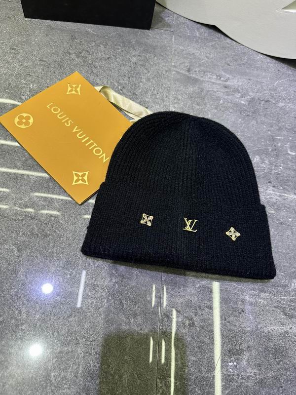 LV hat dx (531)