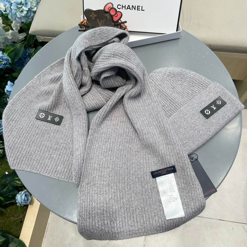 LV scarf hat (12)
