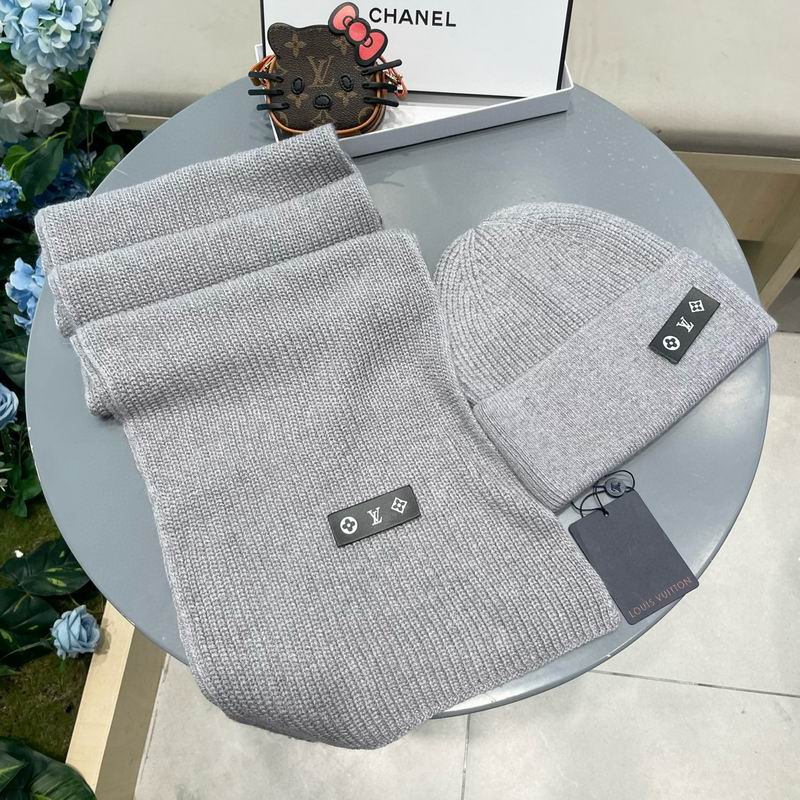 LV scarf hat (15)