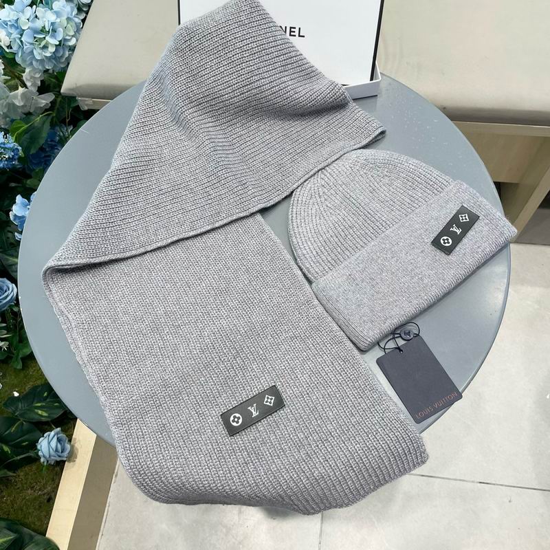LV scarf hat (16)