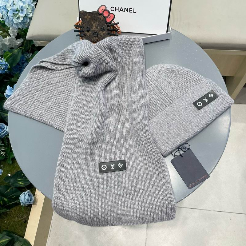 LV scarf hat (17)