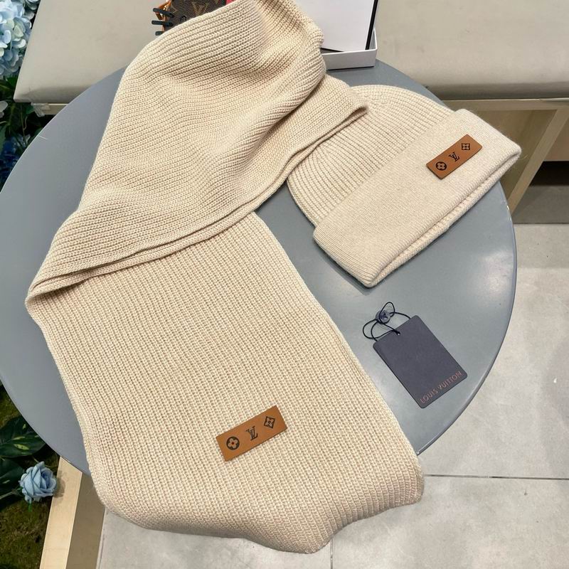LV scarf hat (24)