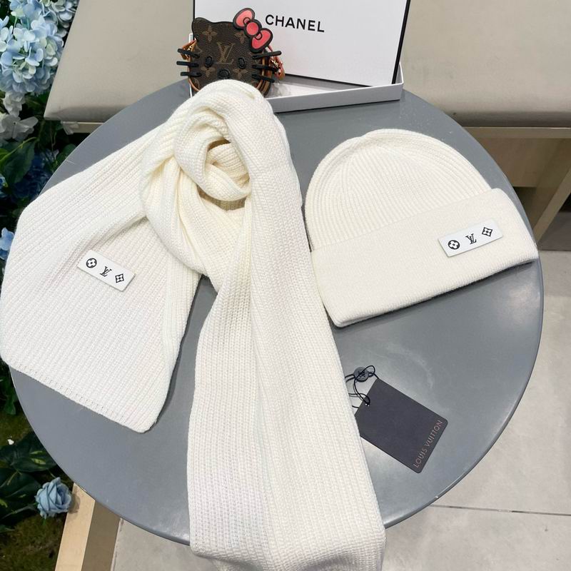 LV scarf hat (30)