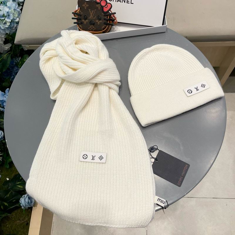 LV scarf hat (32)