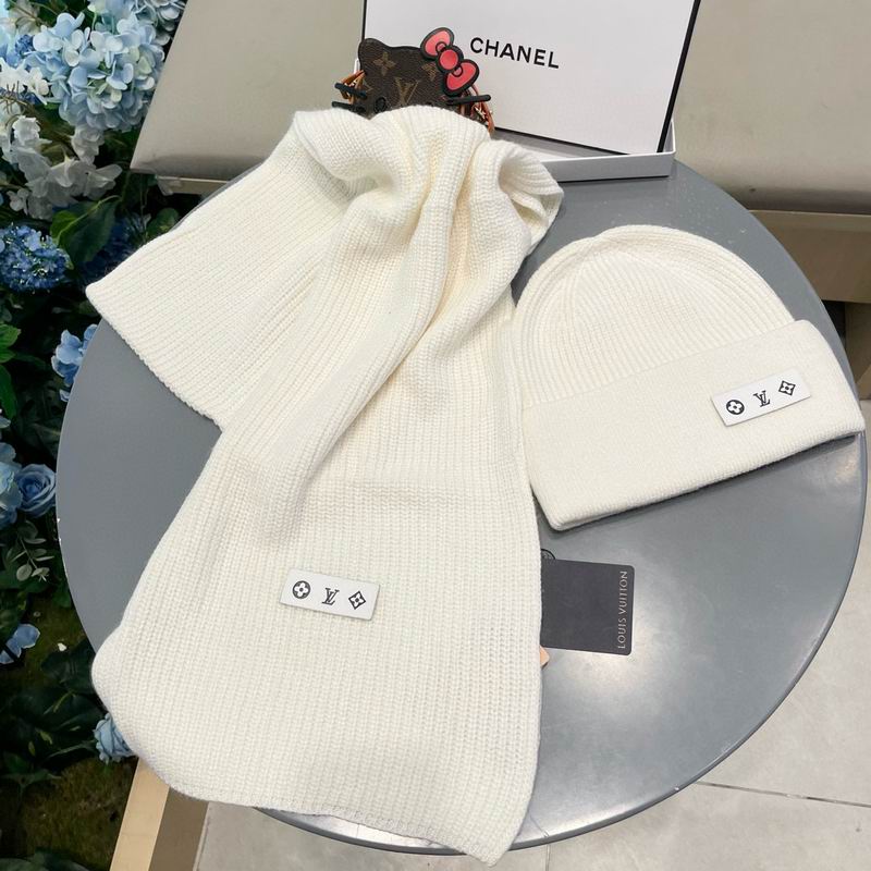 LV scarf hat (34)