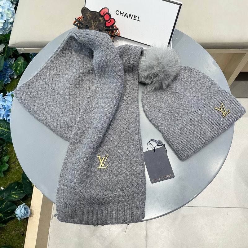 LV scarf hat (51)