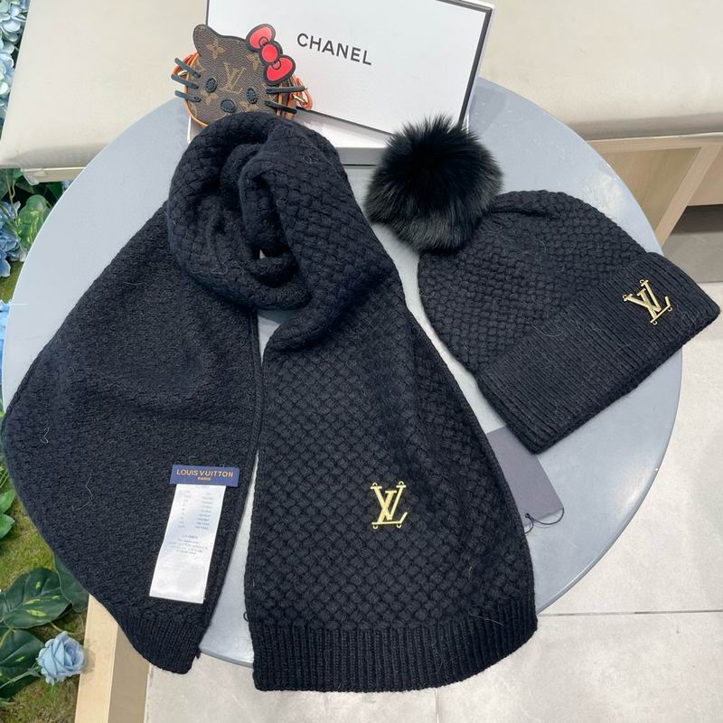 LV scarf hat (56)