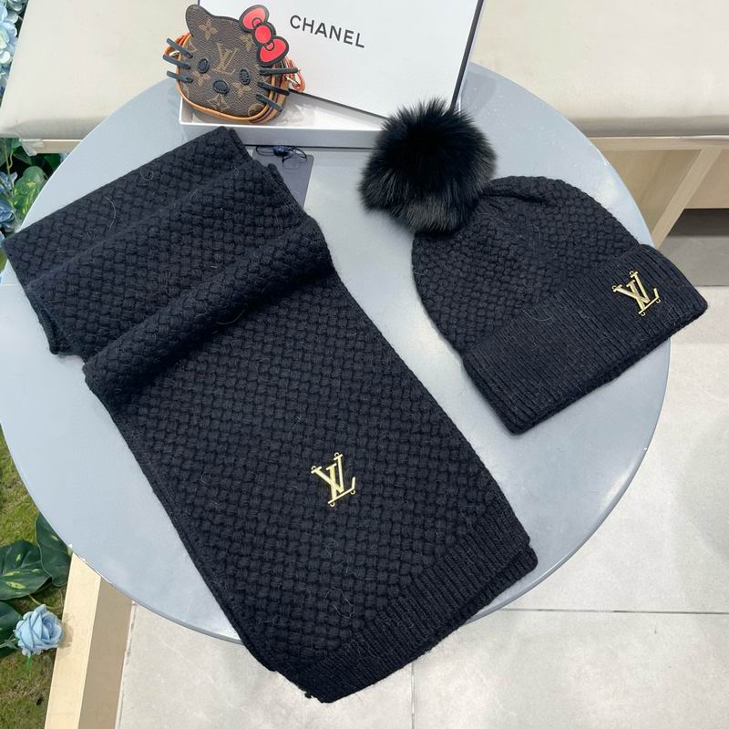 LV scarf hat (59)