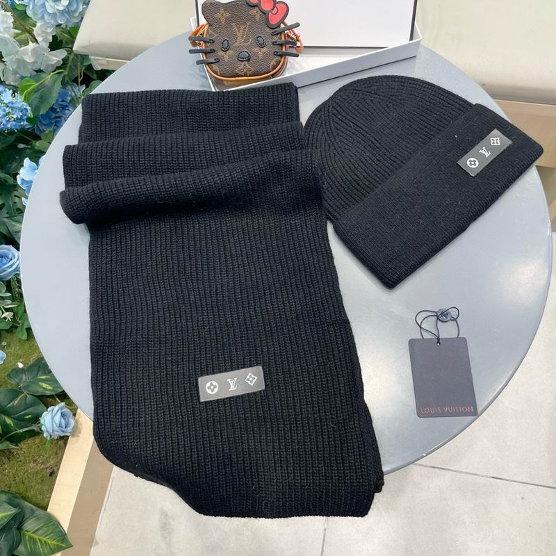 LV scarf hat (6)