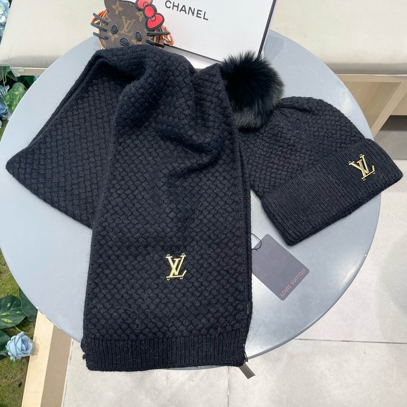 LV scarf hat (60)