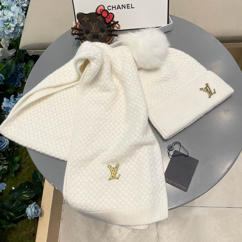 LV scarf hat (70)