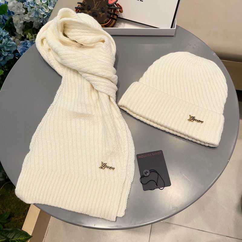 LV scarf hat (76)