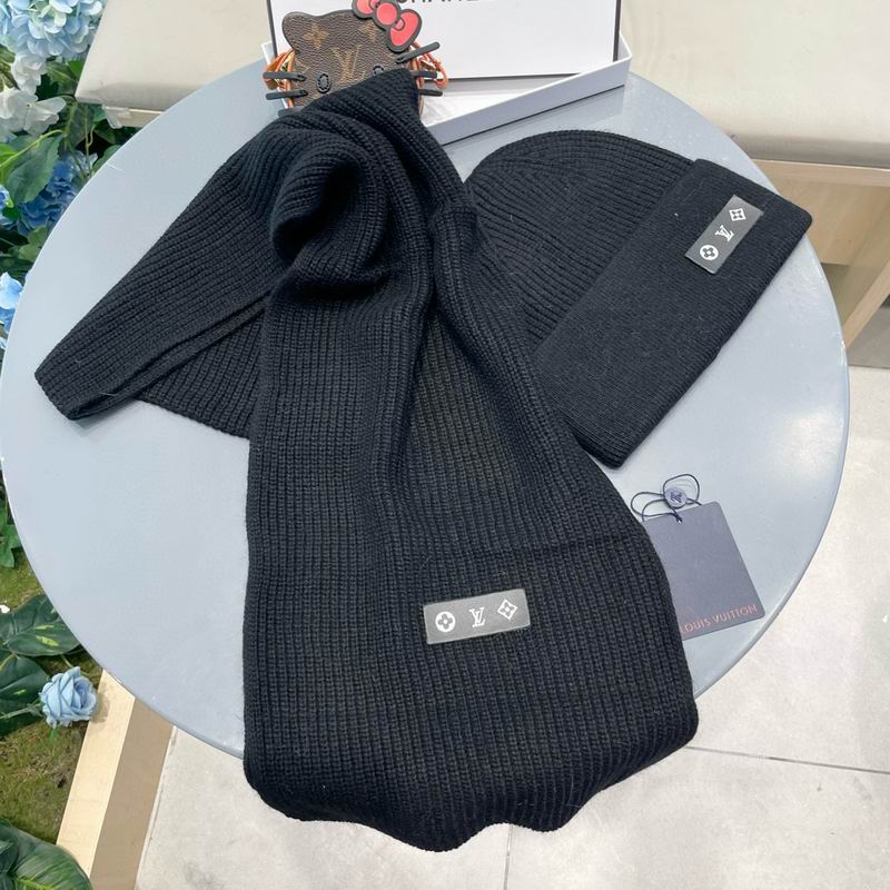 LV scarf hat (8)