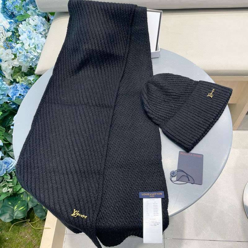 LV scarf hat (81)