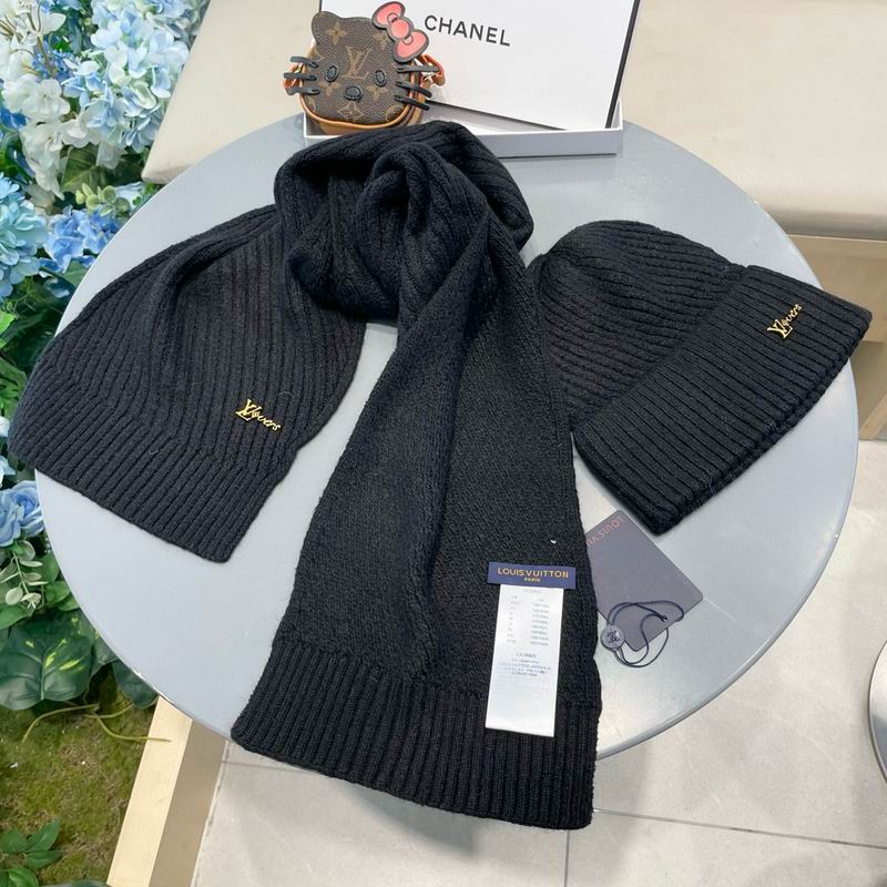 LV scarf hat (83)