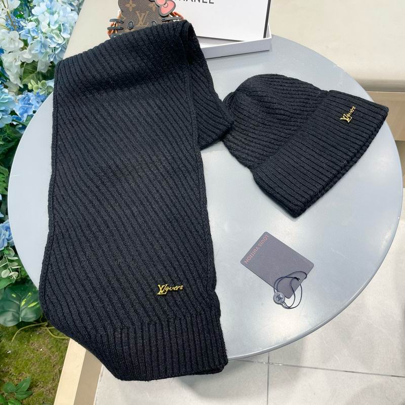 LV scarf hat (87)
