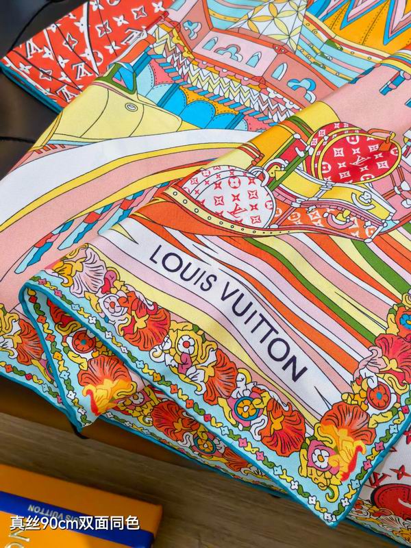 LV silk Scarf 90X90cm E04 (4)