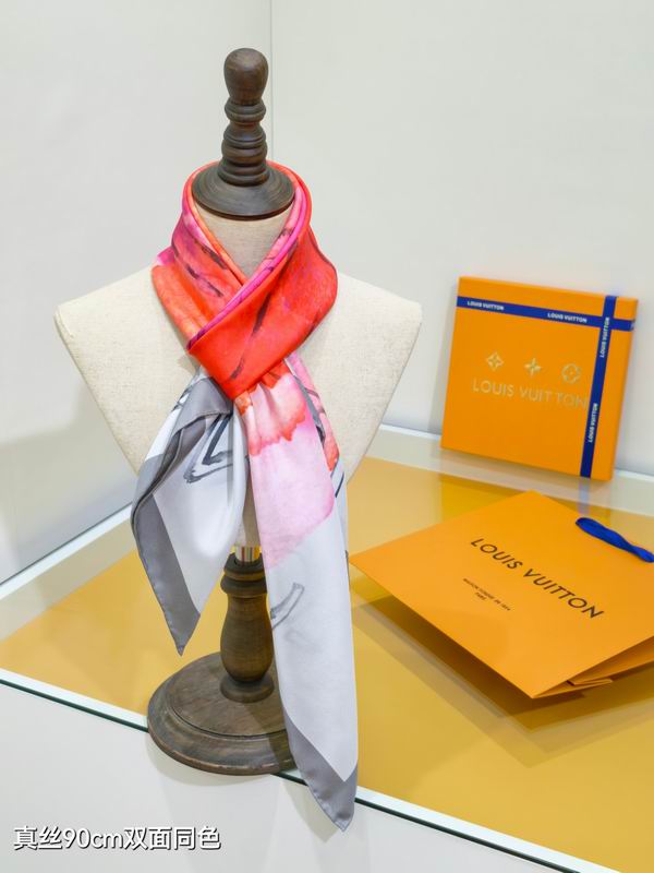 LV silk Scarf 90X90cm E05 (1)