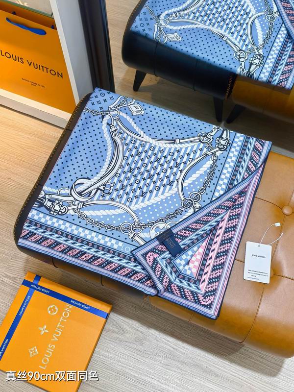 LV silk Scarf 90X90cm E06 (7)