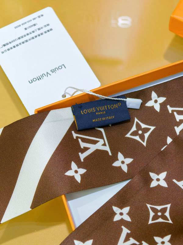 LV silk ribbon 5X120cm E40 (24)