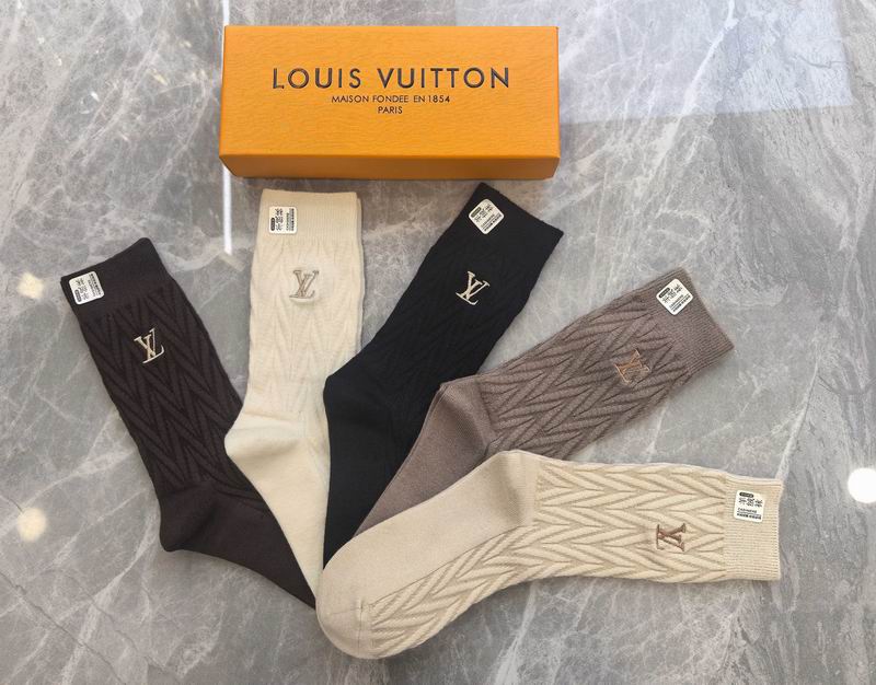 LV socks (2)