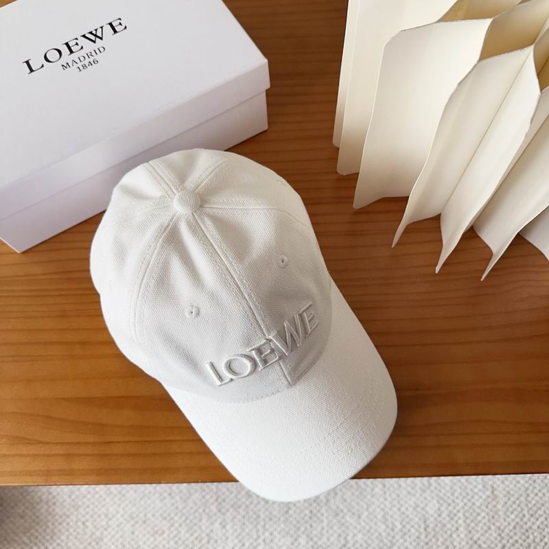 Loewe Cap dx (32)