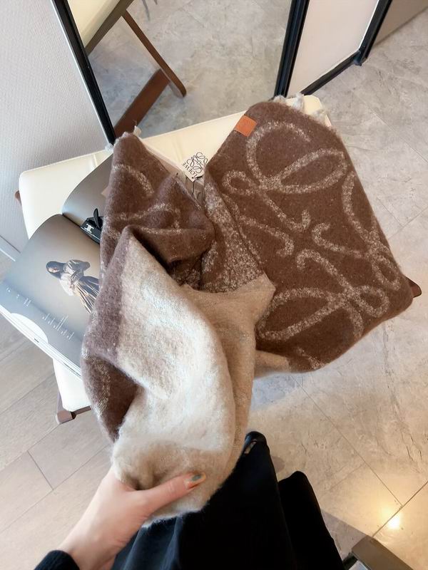 Loewe Scarf 180X65cm E16 (17)