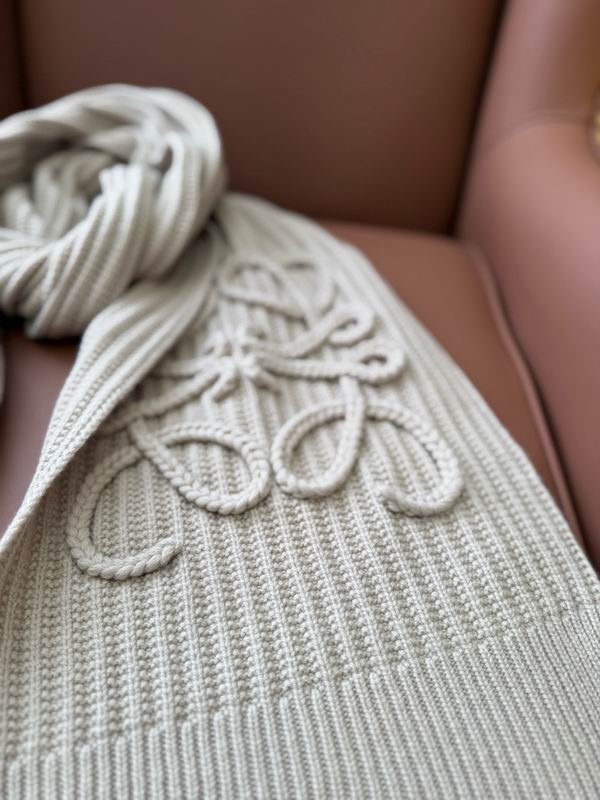Loewe Scarf 40X180cm 100%羊绒 E39 (10)