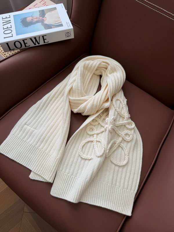 Loewe Scarf 40X180cm 100%羊绒 E39 (29)