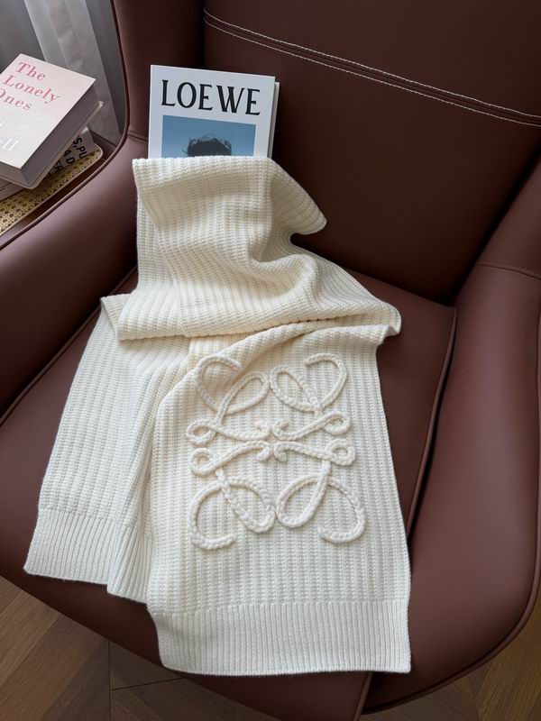 Loewe Scarf 40X180cm 100%羊绒 E39 (30)